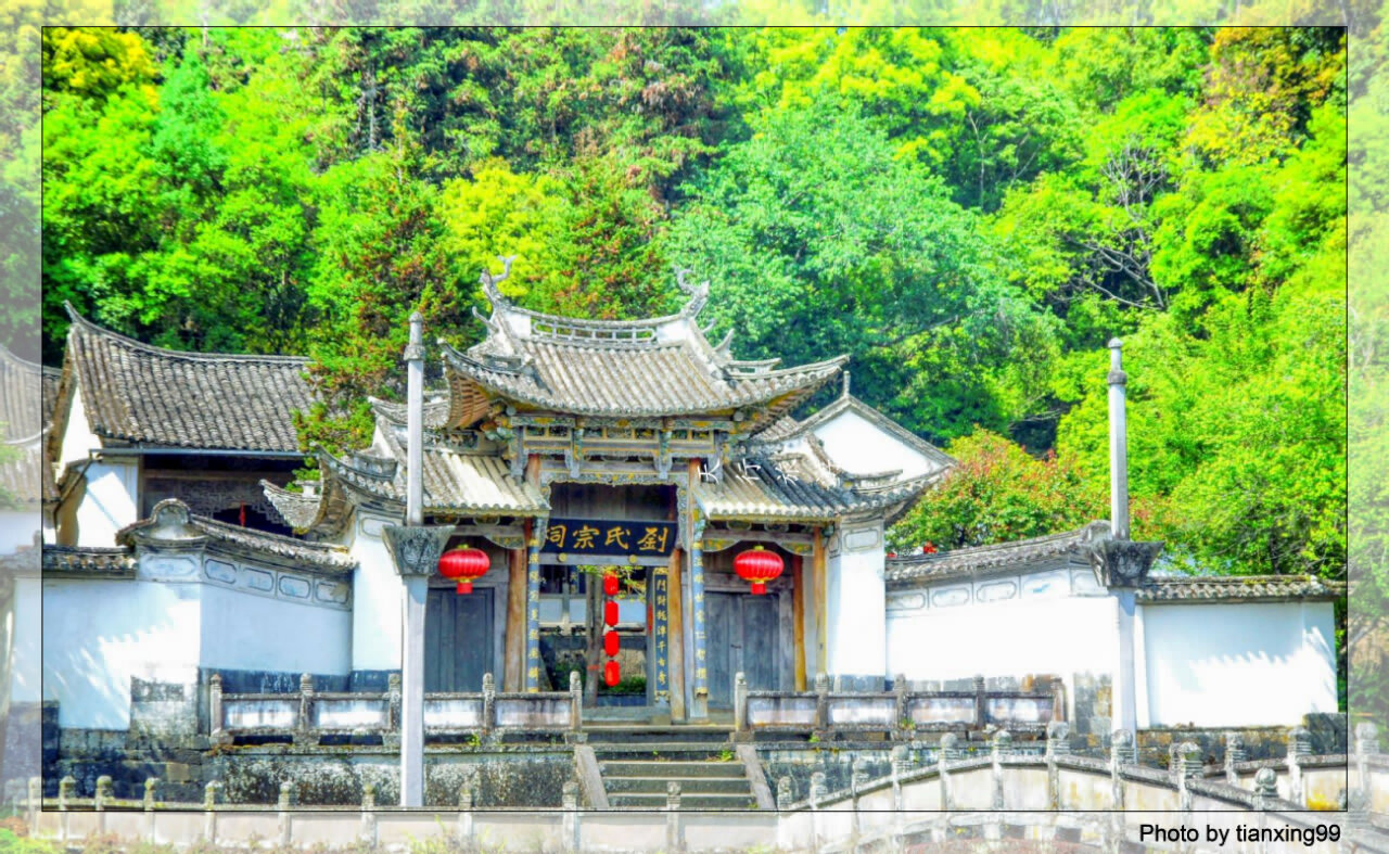 暑假學(xué)能夏令營(yíng)帶你暢游知識(shí)的海洋！