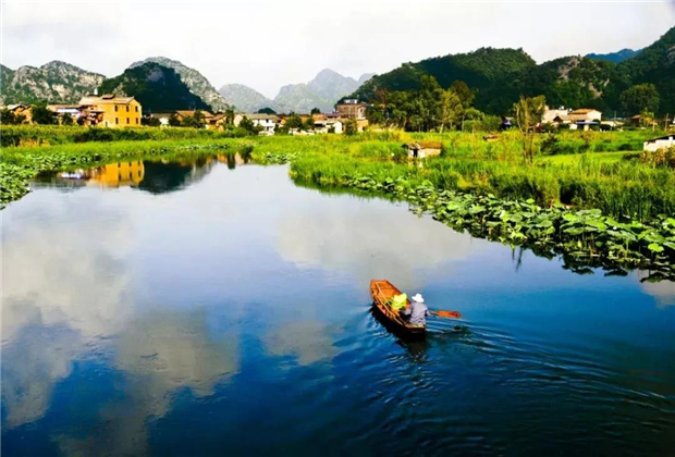 云南策劃公司：適合一個人旅行的10個地方，3個在云南?。。? /></a>
                            </div>
                            <div   id=
